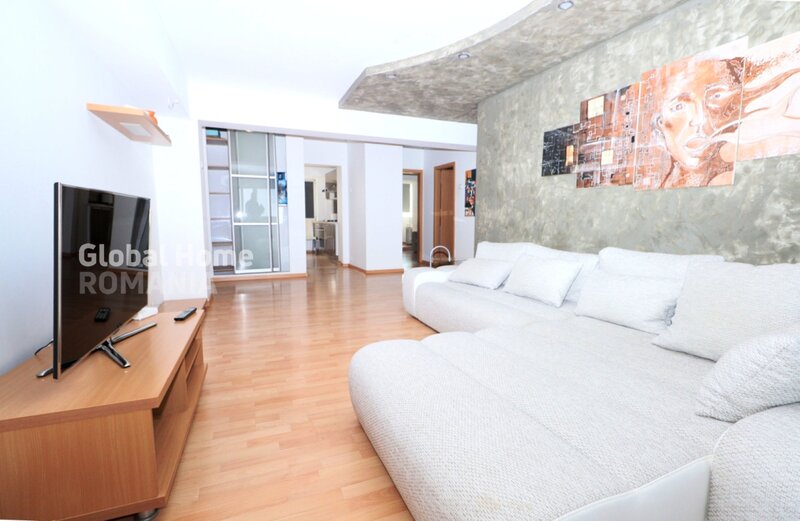 1 Mai, apartament 3 camere cu vedere panoramica, vedere spate-fata, Mega Image