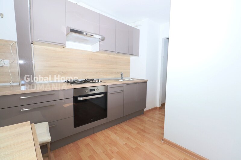 1 Mai, apartament 3 camere cu vedere panoramica, vedere spate-fata, Mega Image